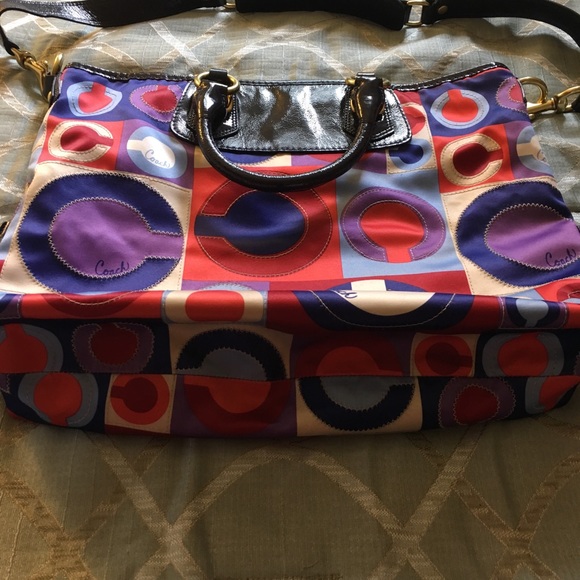 Authentic Coach Shoulder Bag - Picture 6 of 7